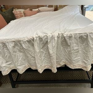 Vintage Twin Ecru (beige) crocheted edge dust ruffle. 100% cotton. 2” crochet!